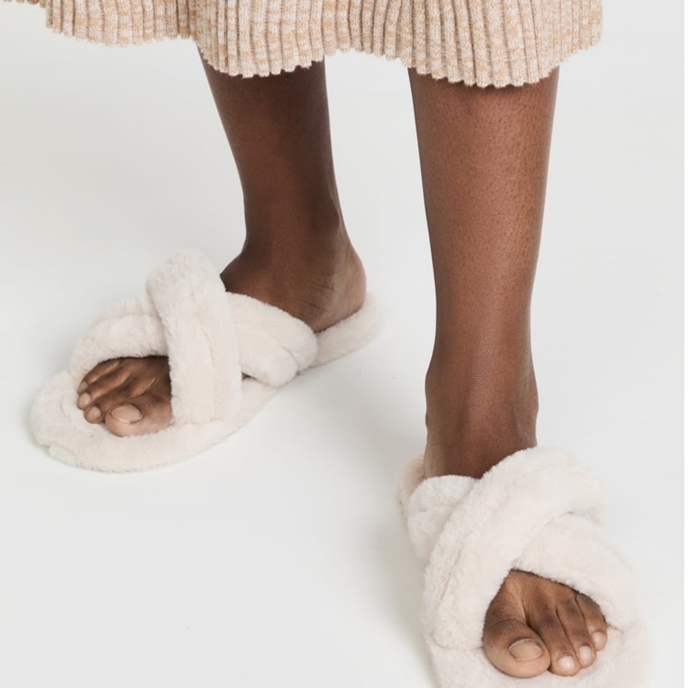 Larroude - chic slipper - Picture 2 of 8